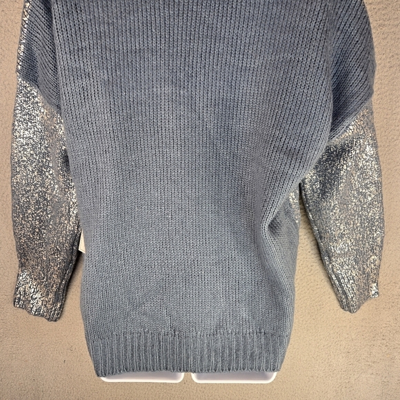 1.State Womens Sweater Sz M Blue-Metallic Silver Throughout Front Oversized - Picture 9 of 11